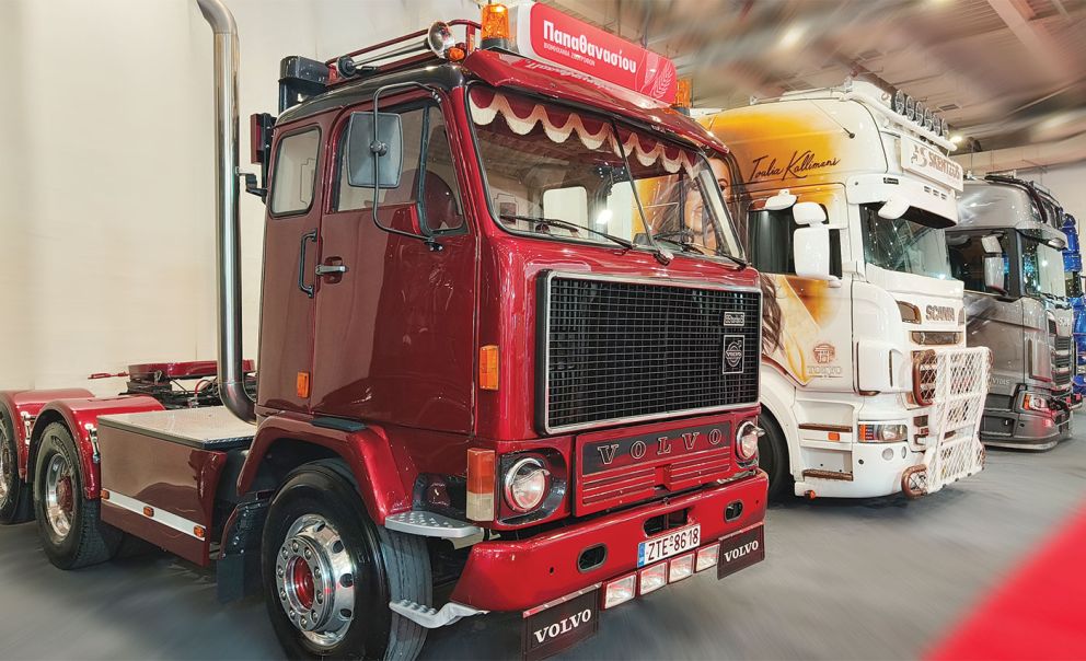 Αναδρομή στο παρελθόν με το Volvo F 89  του Νίκου Παπαθανασίου από τα Μέγαρα.