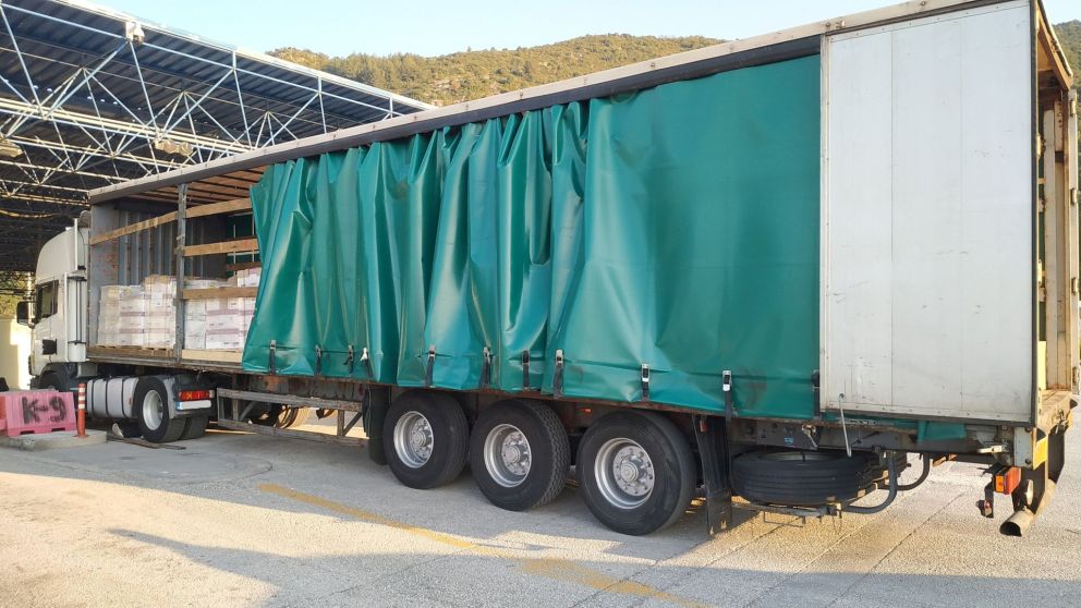 Εντοπίστηκαν στο φορτηγό 254  συσκευασίες υδροπονικής κάνναβης