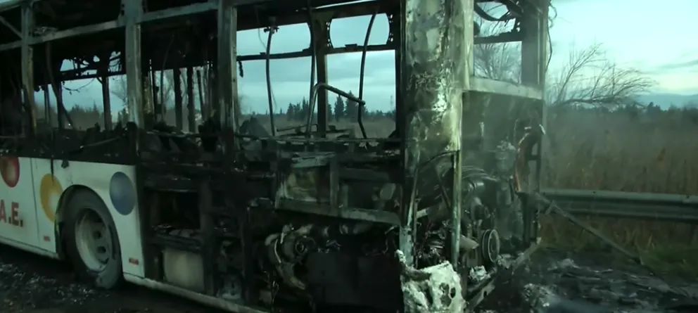 φωτιά σε λεωφορείο