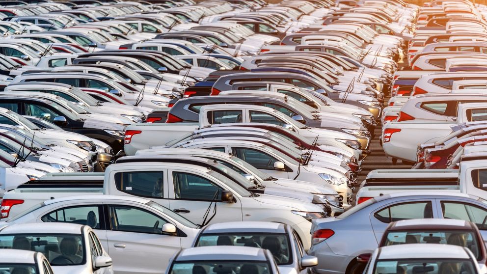 cars Image by tawatchai07 on Freepik