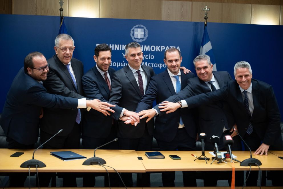 Τελετή παράδοσης – παραλαβής στο Υπουργείο Υποδομών και Μεταφορών