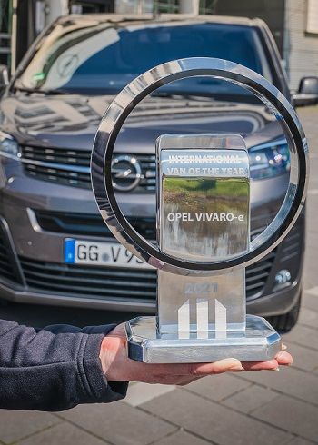 Το Opel Vivaro-e ο νικητής του Van of The Year