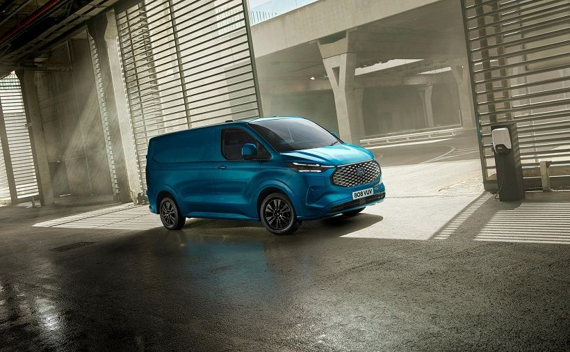 Νέο Ford e-Transit Custom: Ηλεκτρική υπερπαραγωγή με Αυτονομία 380 χιλ.