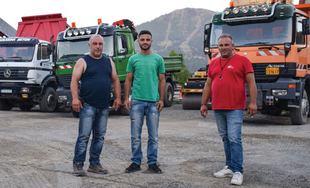 Ευχαριστούμε θερμά για το οδοιπορικό τον Θανάση Δημουλιό (αριστερά) τον γιο του Μιχάλη και τον αδερφό του Ζήση.