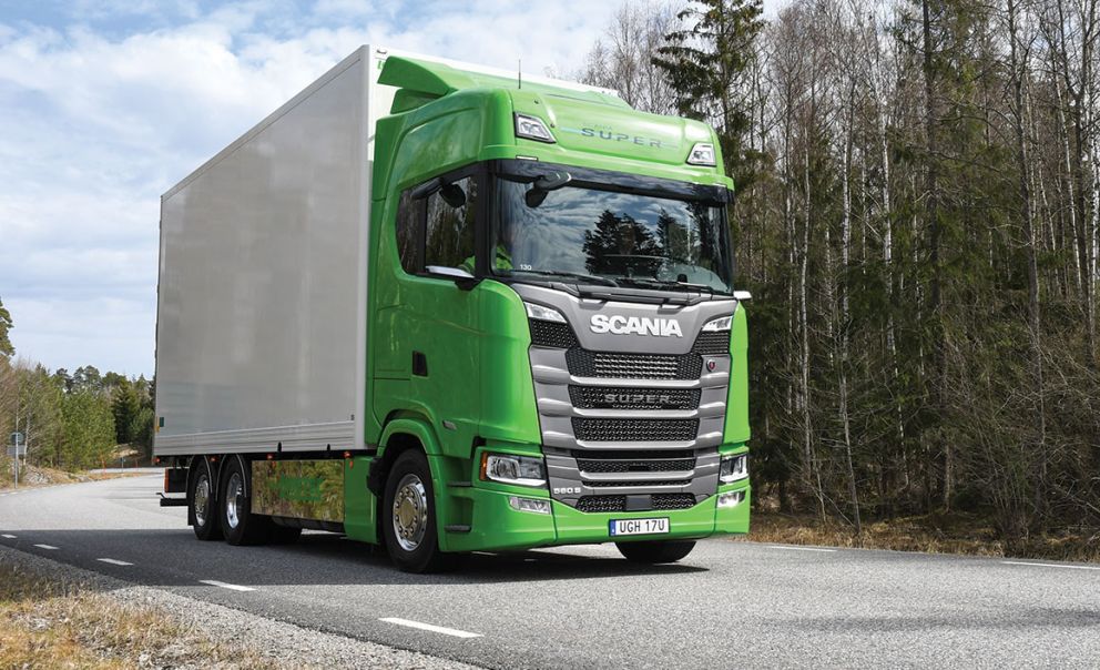 scania super green truck