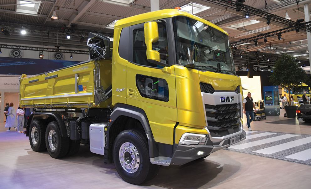 Νέα μεσαία σειρά φορτηγών DAF XD και χωματουργικά XDC και XFC