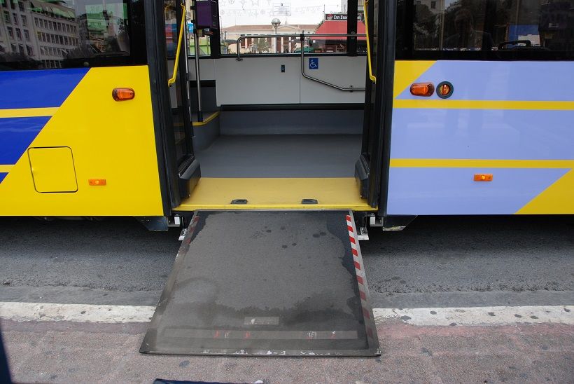 Μόνο με κάρτες η διακίνηση των δικαιούχων έκπτωσης στα ΜΜΜ