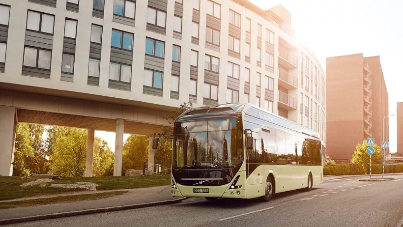 Η Volvo δίνει 122 ηλεκτρικά λεωφορεία