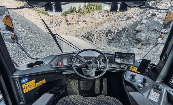 Το νέο αρθρωτό ντάμπερ Liebherr TA 230 Litronic