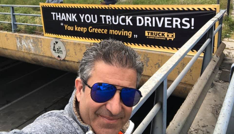 Ο Γιάννης Σαμολαδάς, ιδρυτής της Truck Insurance και αγαπημένος ασφαλιστής του κλάδου