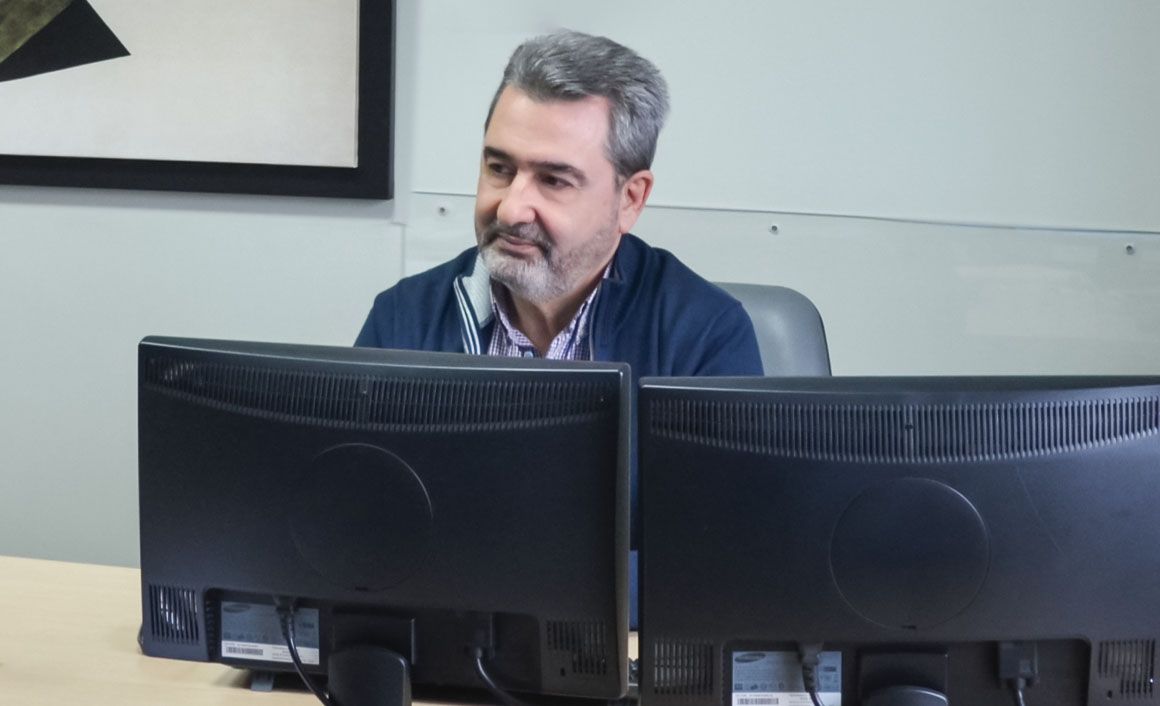 Συζητώντας με τον κ. Γιάννη Ζαχαριάδη.