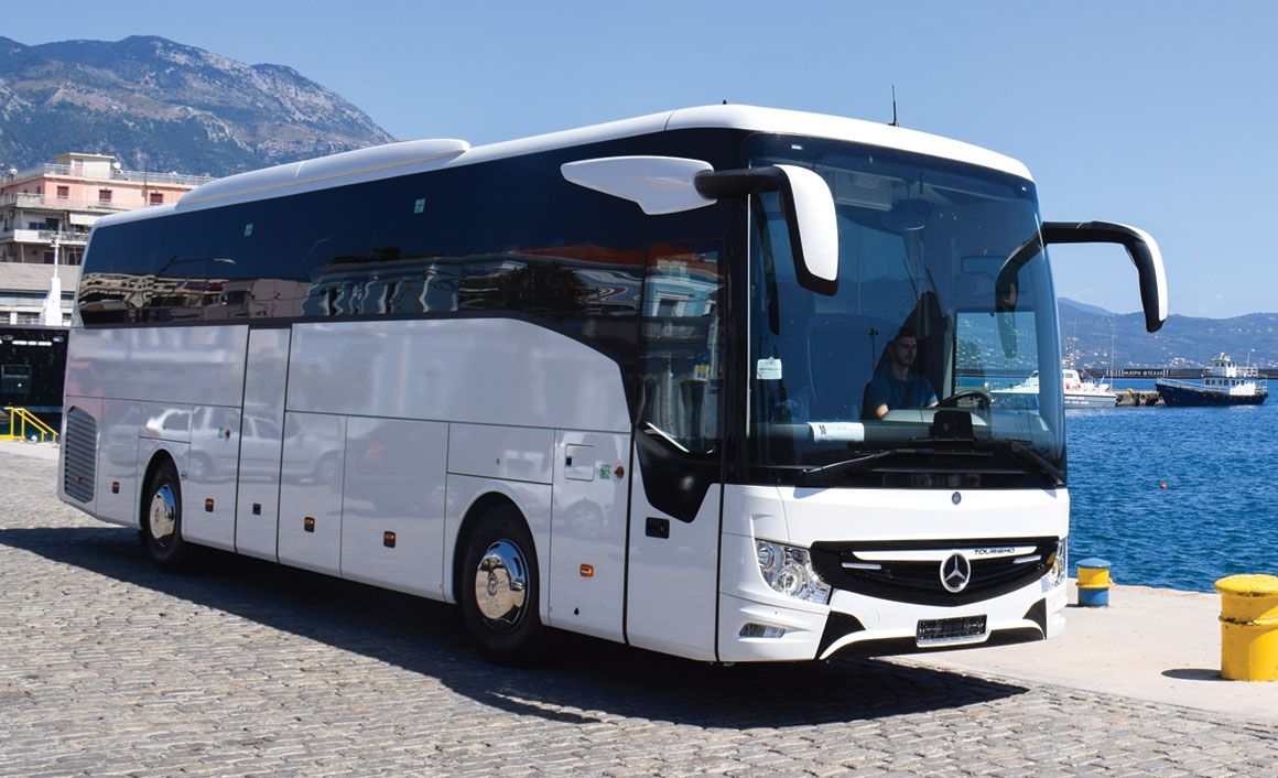 Το Tourismo εξασφαλίζει άνετες και ασφαλείς διαδρομές στους επιβάτες του. 