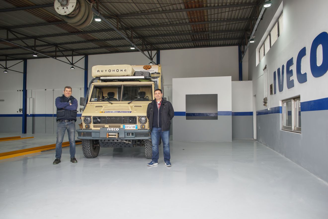 Το IVECO VM90 της αποστολής «TheWorldOffroad» φιλοξενήθηκε για μία εβδομάδα στο κεντρικό συνεργείο της ΠΑΥΛΟΣ Ι. ΚΟΝΤΕΛΛΗΣ Α.Ε.Β.Ε. στην Αθήνα, για πλήρη έλεγχο και περιοδική συντήρηση.