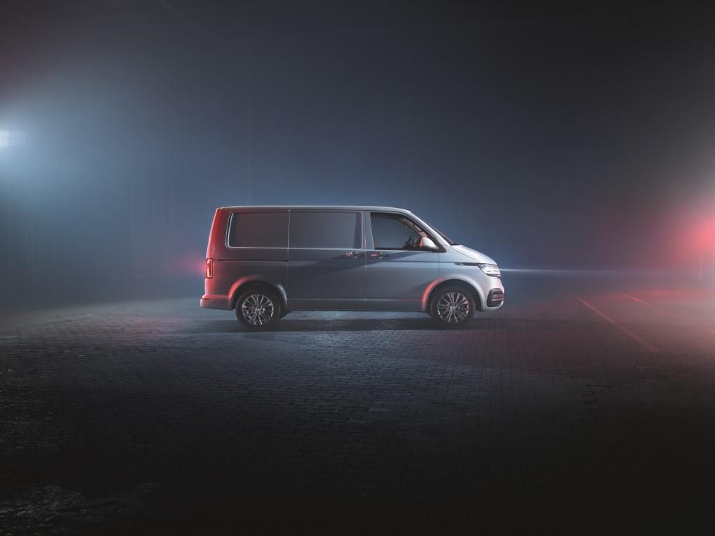 Σε συνεργασία με την ABT, το Transporter 6.1 θα προσφέρεται και σε αμιγώς ηλεκτρική έκδοση 112 ίππων με προσδοκώμενη αυτονομία της τάξης των 400 χλμ. (κύκλος NEDC).