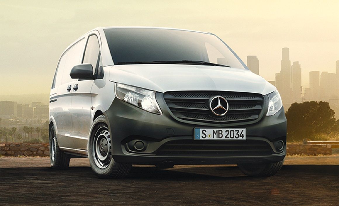 Με όφελος από 2.400€, το νέο Vito Van PRO διατίθεται σε δύο μήκη αμαξώματος (Long 5.140 χλστ. και Extra Long 5.370 χλστ.) και σε τρεις εκδόσεις μικτού φορτίου (2.800, 3.050 και 3.200 κιλά).